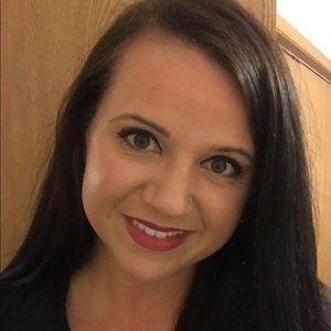 Meet your Posher, Becky